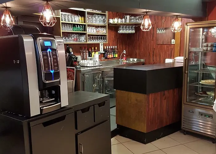 Отель Du Rocher Лурд